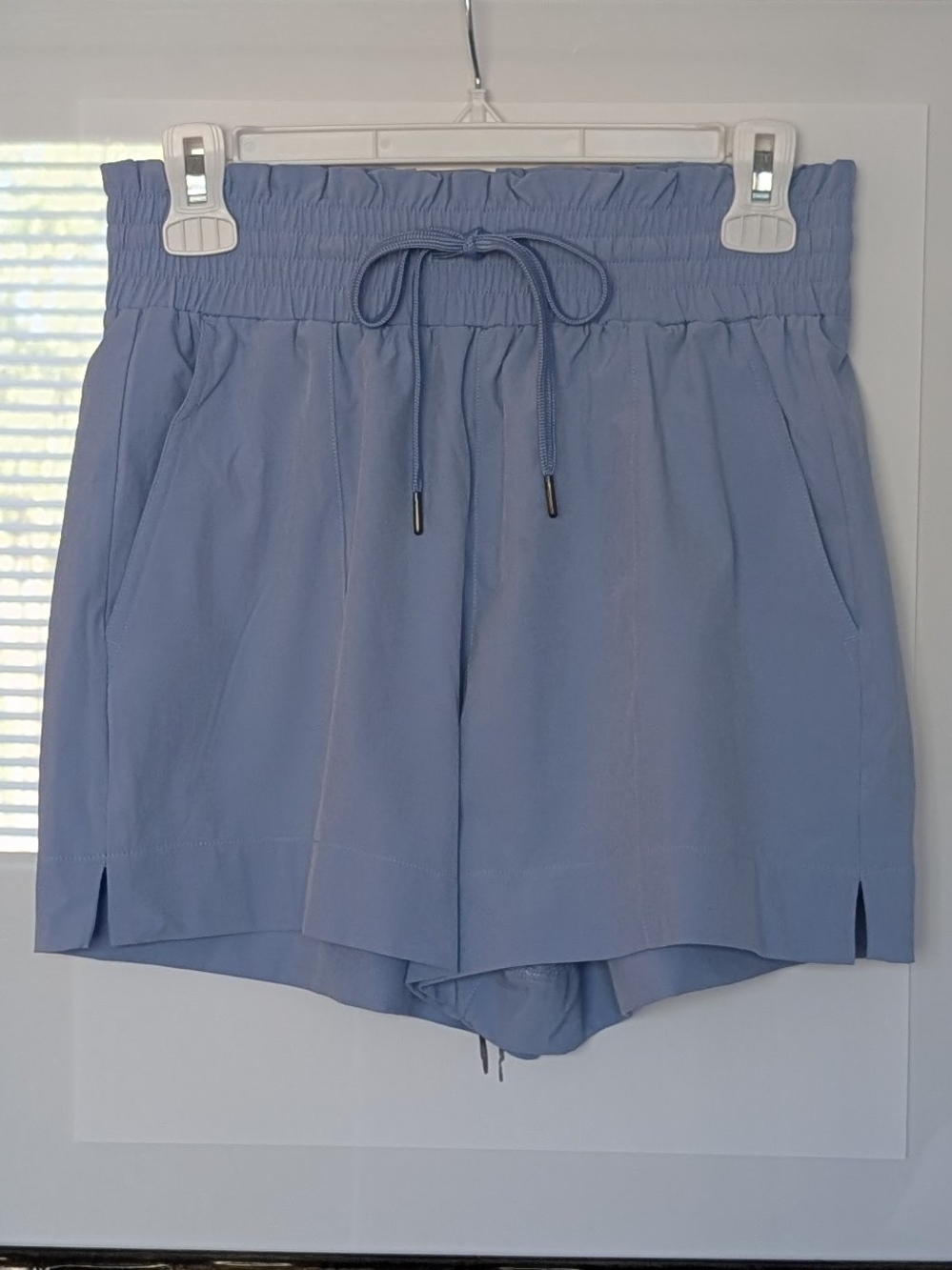 Abercrombie & Fitch Periwinkle Blue  Traveler Shorts SZ S